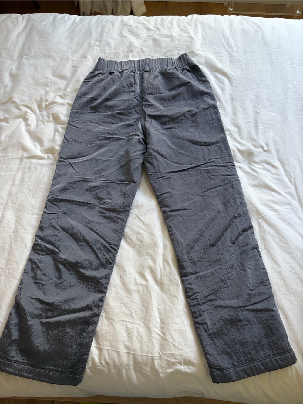 GAP women’s shiny Dark Charcoal track Pants